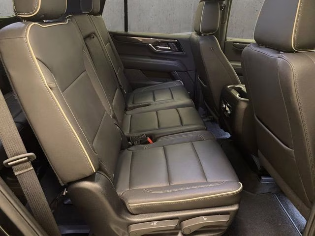 2025 Onyx Black GMC Yukon Elevation 4X4 SUV