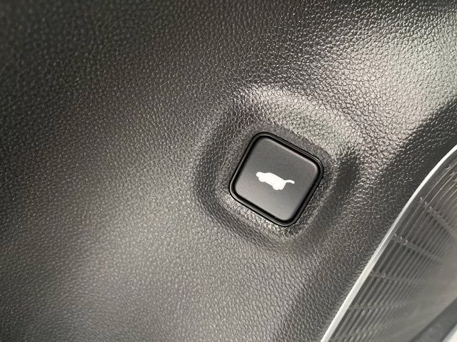 2024 Lunar Silver Metallic Acura MDX Advance AWD SUV