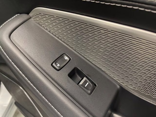 2024 Lunar Silver Metallic Acura MDX Advance AWD SUV