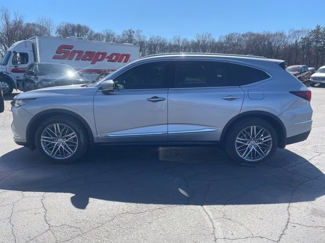 2024 Lunar Silver Metallic Acura MDX Advance AWD SUV