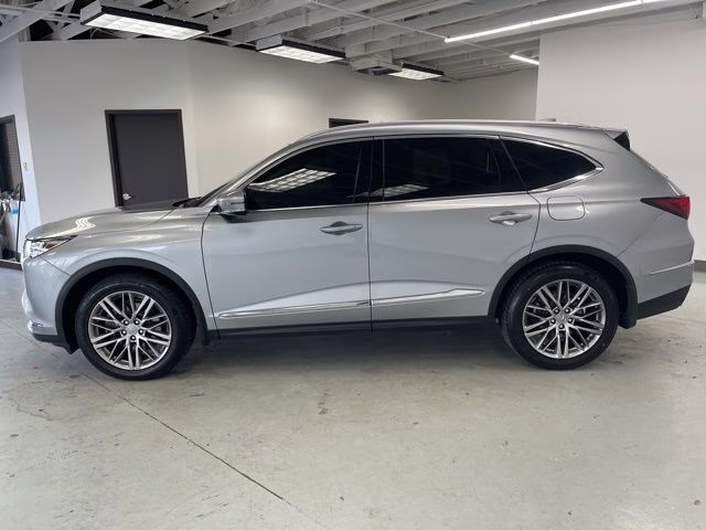 2024 Lunar Silver Metallic Acura MDX Advance AWD SUV