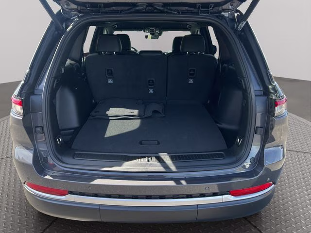 2026 Baltic Gray Metallic Clearcoat Jeep Grand Cherokee Limited 4X4 SUV