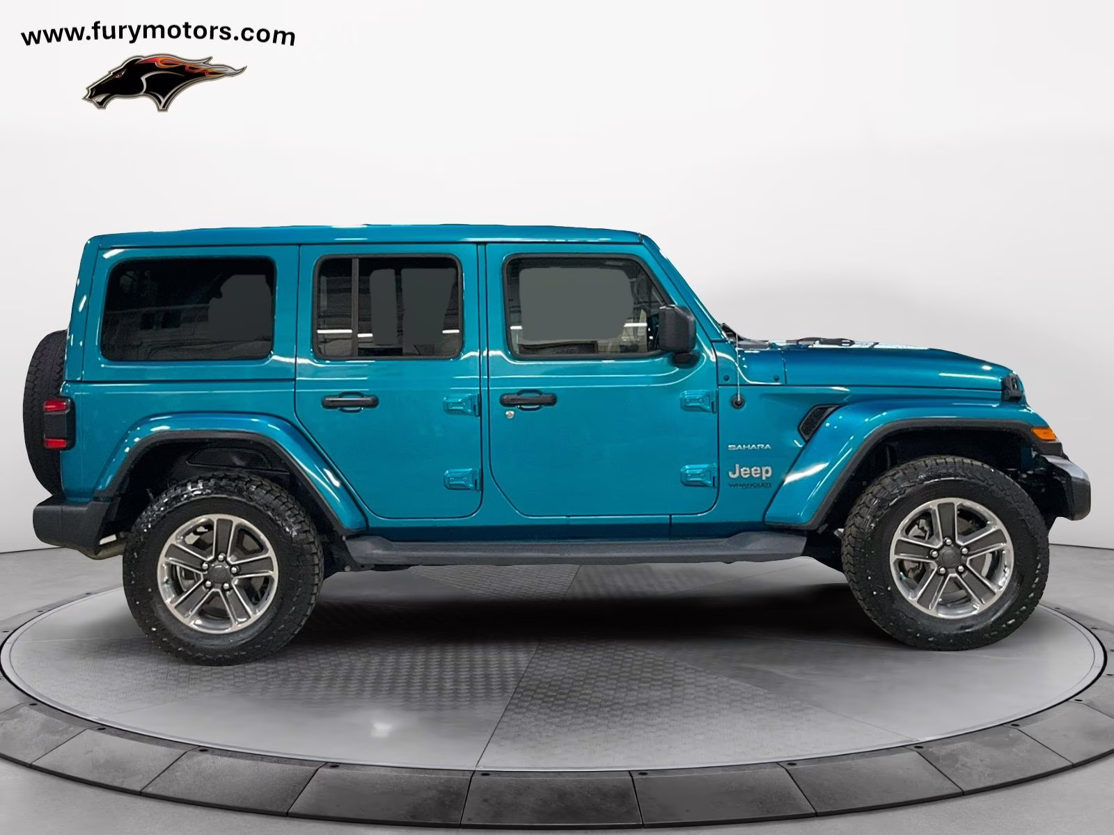 2019 Bikini Pearlcoat Jeep Wrangler Unlimited Sahara 4X4 SUV