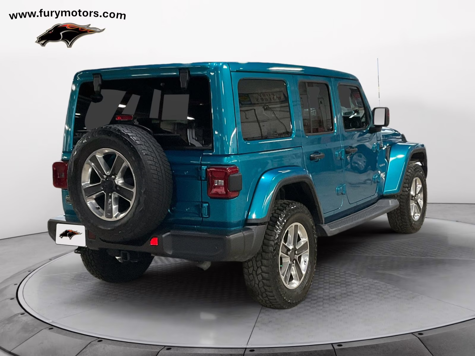 2019 Bikini Pearlcoat Jeep Wrangler Unlimited Sahara 4X4 SUV