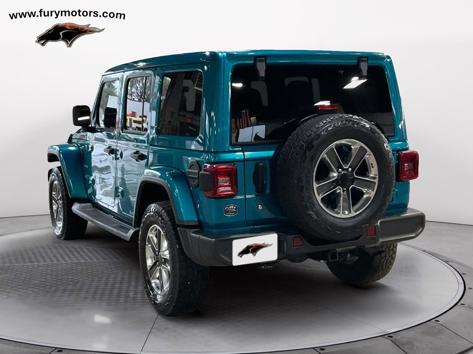 2019 Bikini Pearlcoat Jeep Wrangler Unlimited Sahara 4X4 SUV