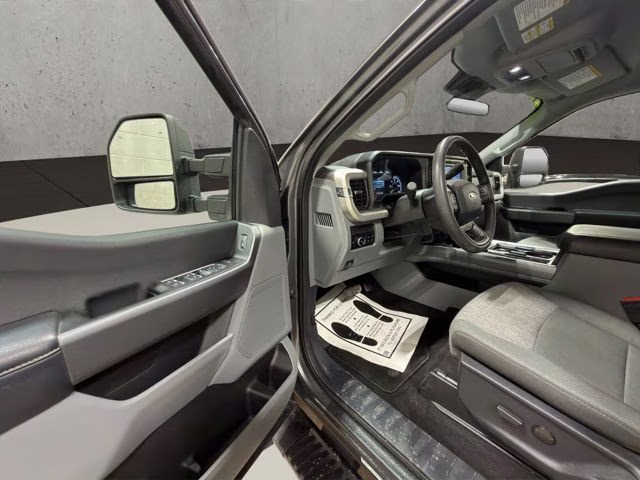 2025 Carbonized Gray Metallic Ford Super Duty F-450 DRW XLT 4X4 Truck