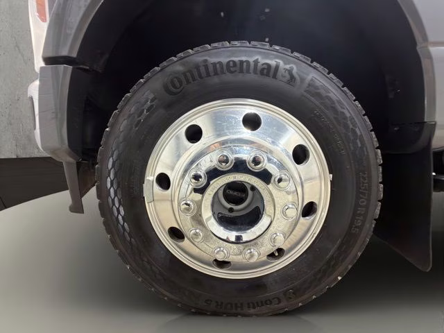 2025 Carbonized Gray Metallic Ford Super Duty F-450 DRW XLT 4X4 Truck