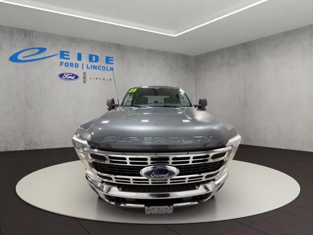 2025 Carbonized Gray Metallic Ford Super Duty F-450 DRW XLT 4X4 Truck