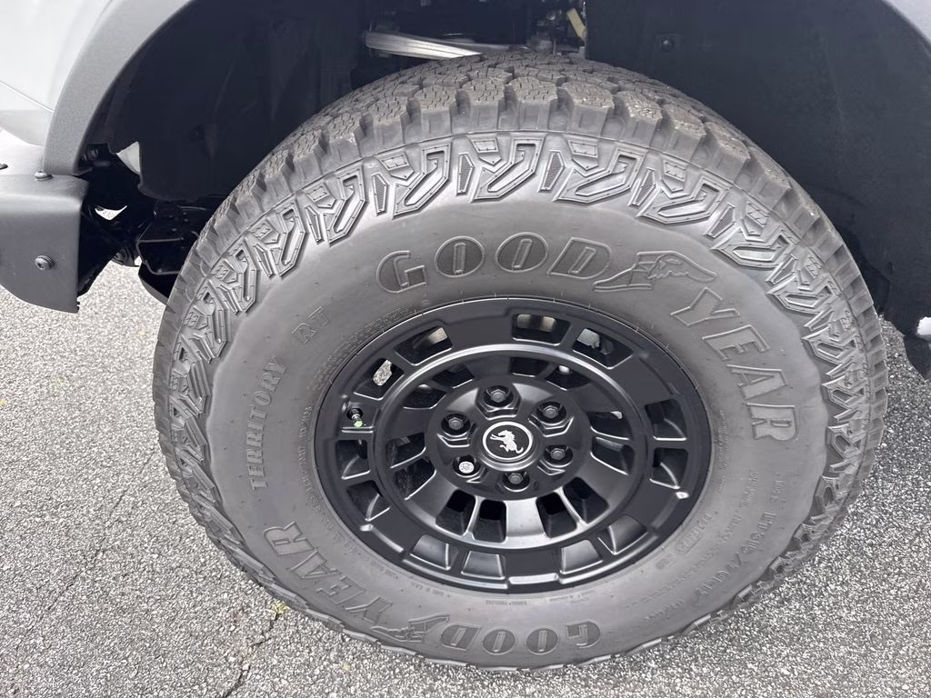 2026 Avalanche Gray Ford Bronco Big Bend 4X4 SUV