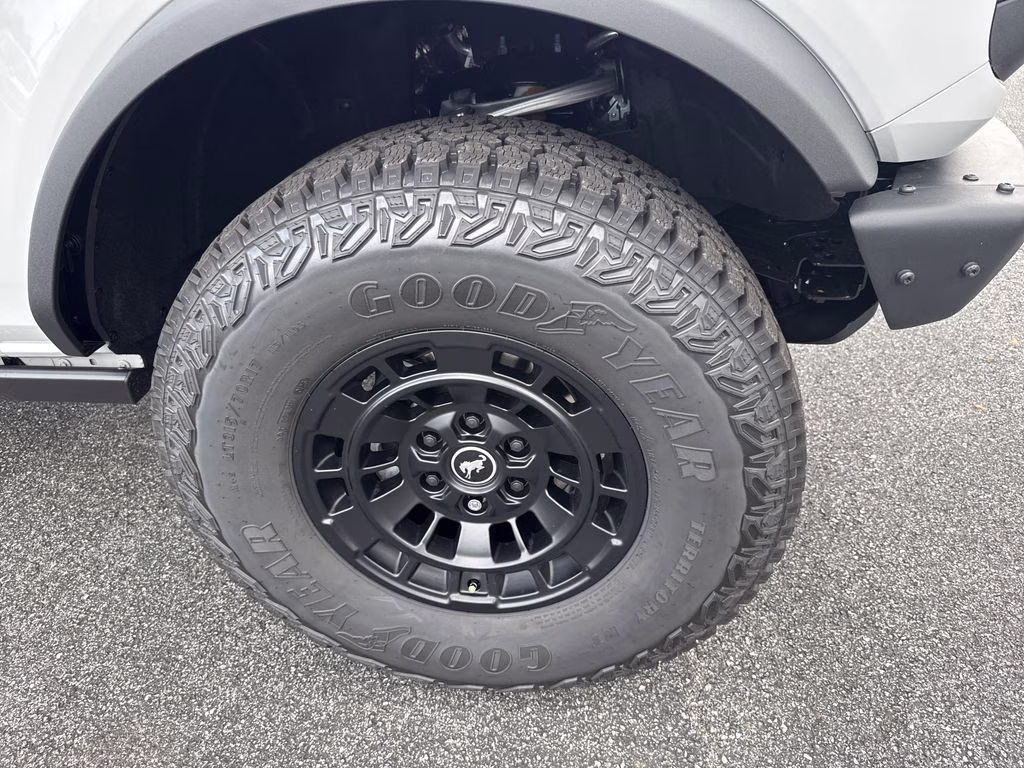 2026 Avalanche Gray Ford Bronco Big Bend 4X4 SUV