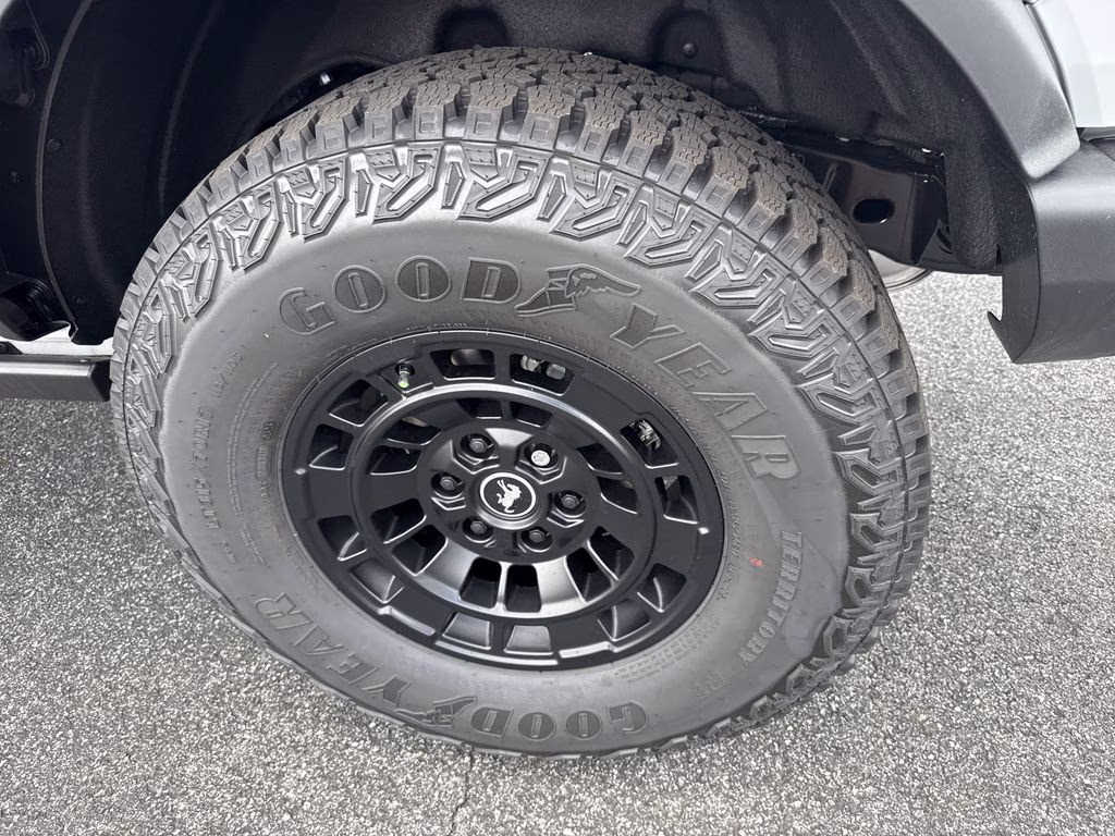 2026 Avalanche Gray Ford Bronco Big Bend 4X4 SUV