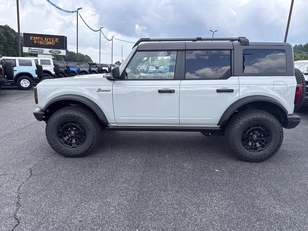 2026 Avalanche Gray Ford Bronco Big Bend 4X4 SUV