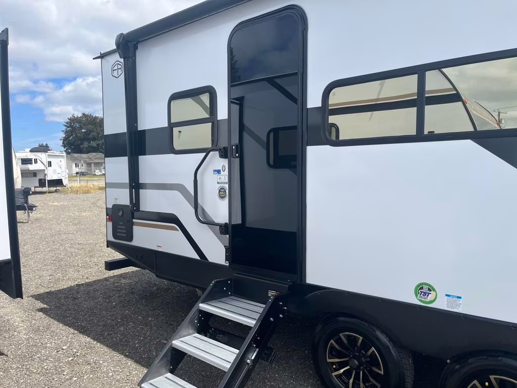 2026 Prime Time Tracer 255DS Trailer