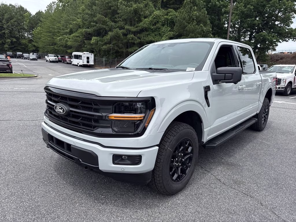 2026 Avalanche Ford F-150 XLT 4X4 Truck