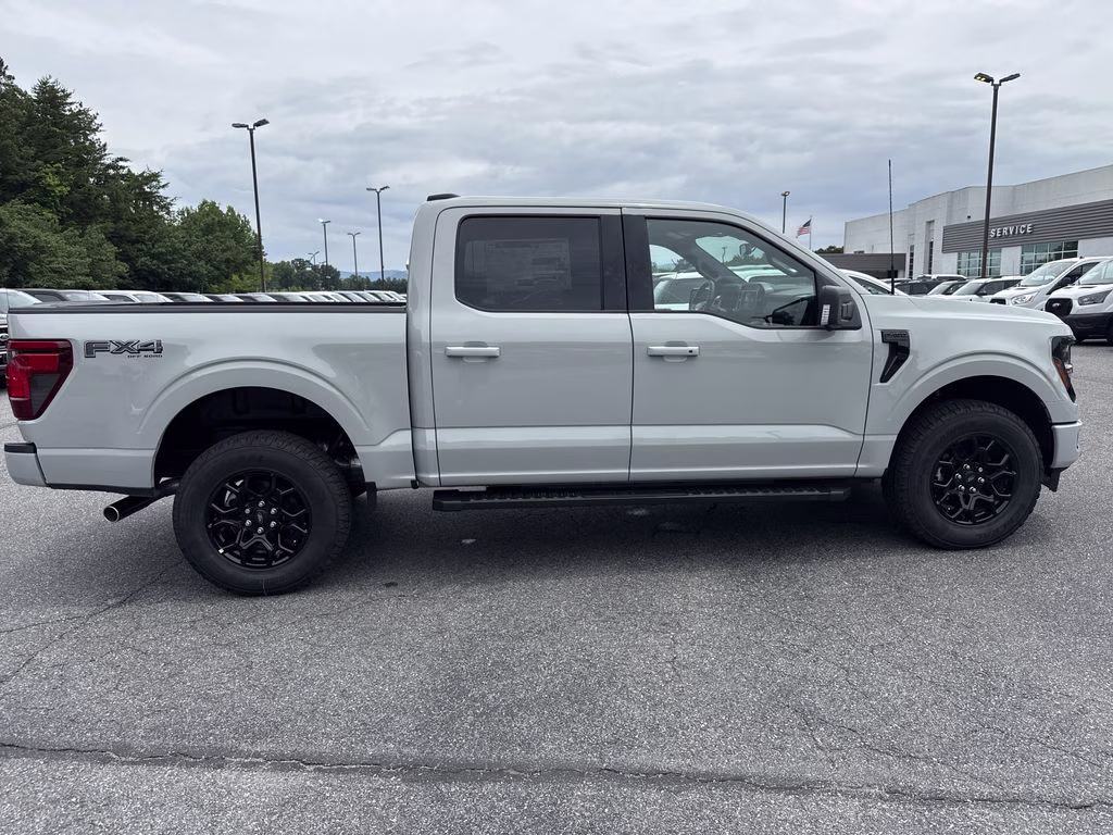 2026 Avalanche Ford F-150 XLT 4X4 Truck