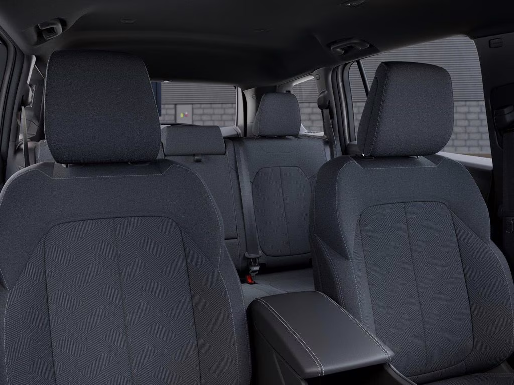 2026 Silver Zynith Clearcoat Jeep Cherokee Laredo 4X4 SUV