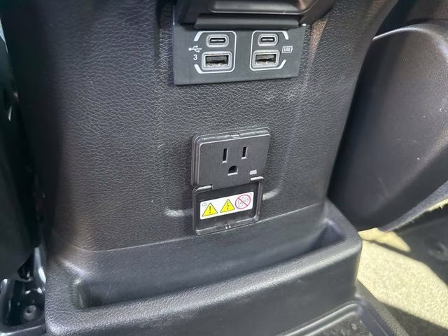 2020 Sting-Gray Clearcoat Jeep Wrangler Unlimited Rubicon 4X4 SUV
