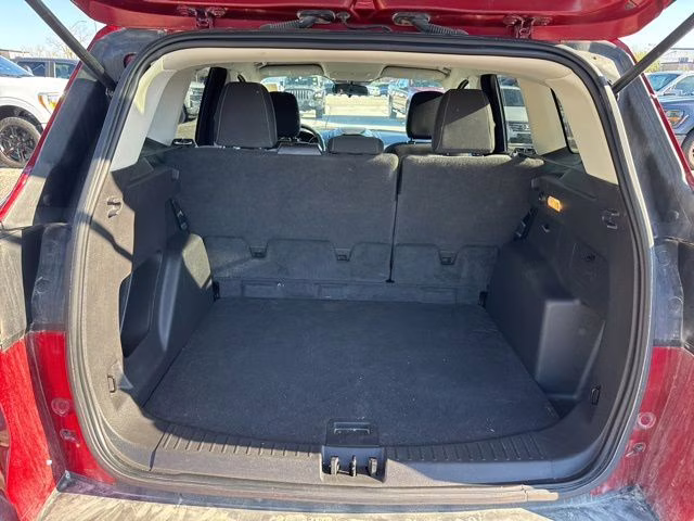 2019 Ruby Red Metallic Ford Escape SE 4X4 SUV