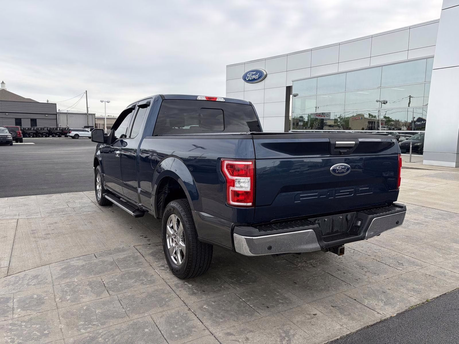2018 Blue Jeans/Magnetic Ford F-150 XLT RWD Truck