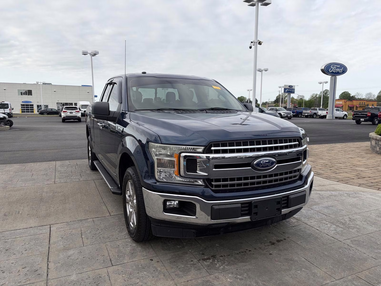 2018 Blue Jeans/Magnetic Ford F-150 XLT RWD Truck