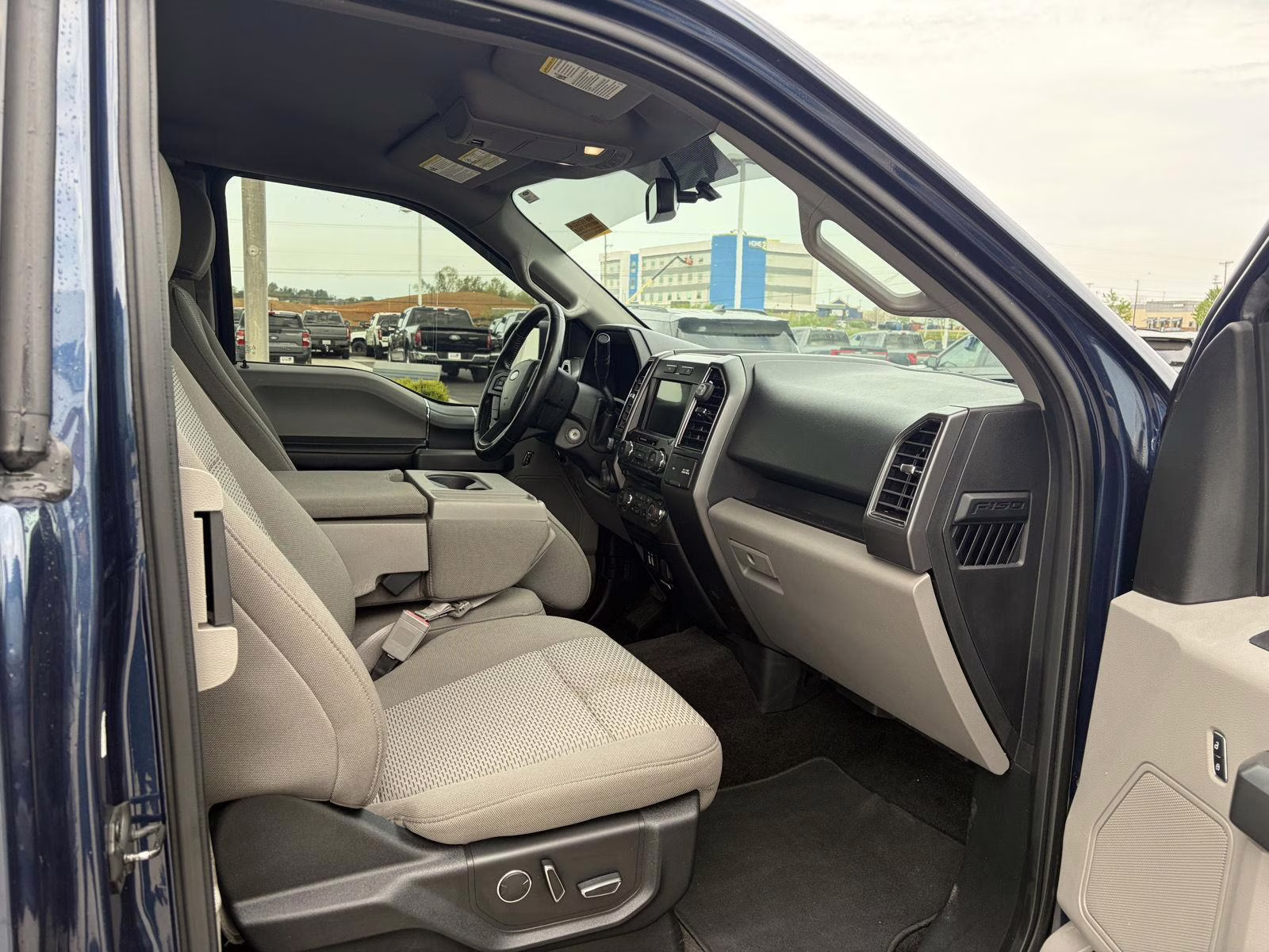 2018 Blue Jeans/Magnetic Ford F-150 XLT RWD Truck