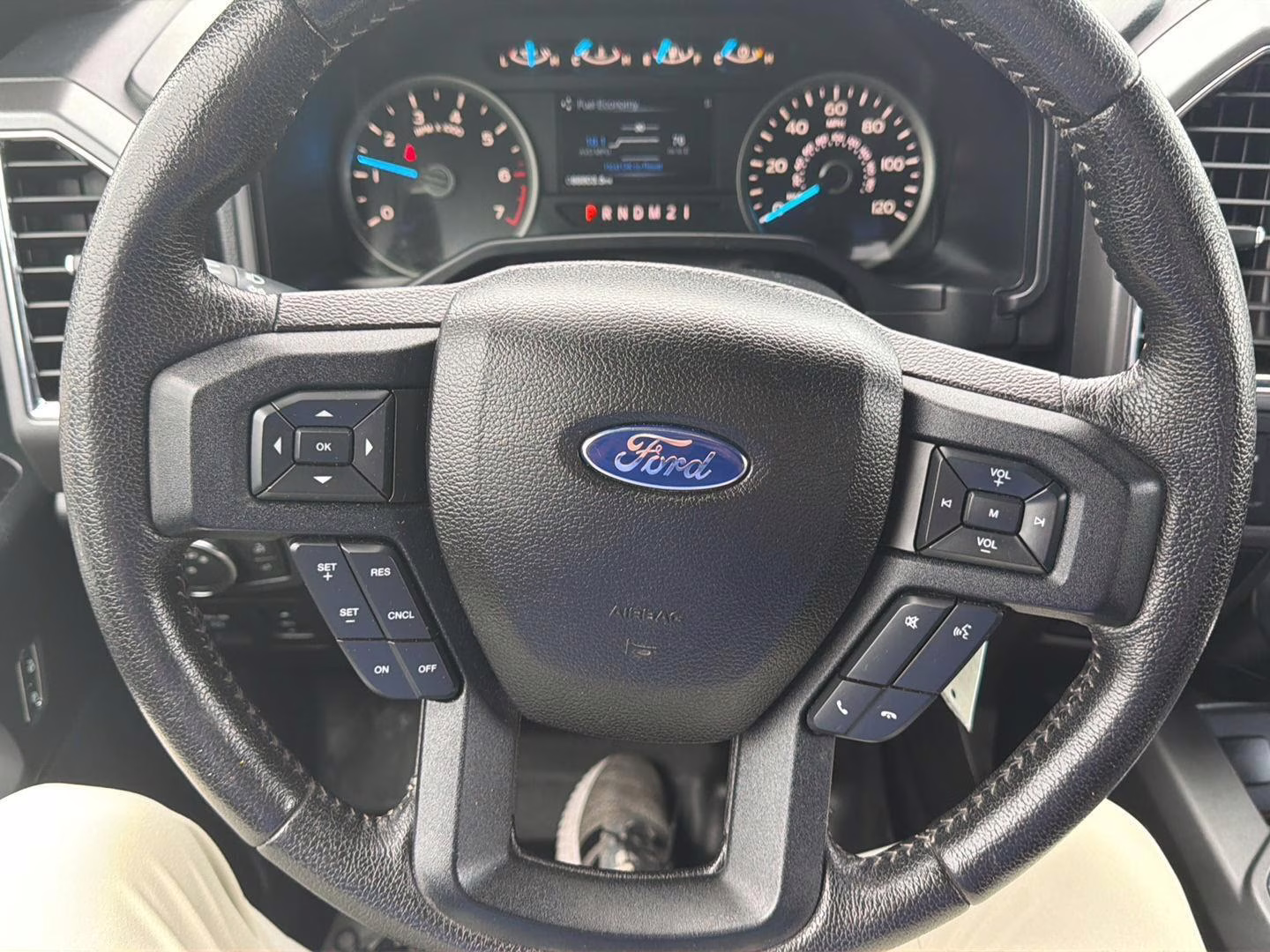 2016 Ingot Silver Metallic Ford F-150 XLT 4X4 Truck