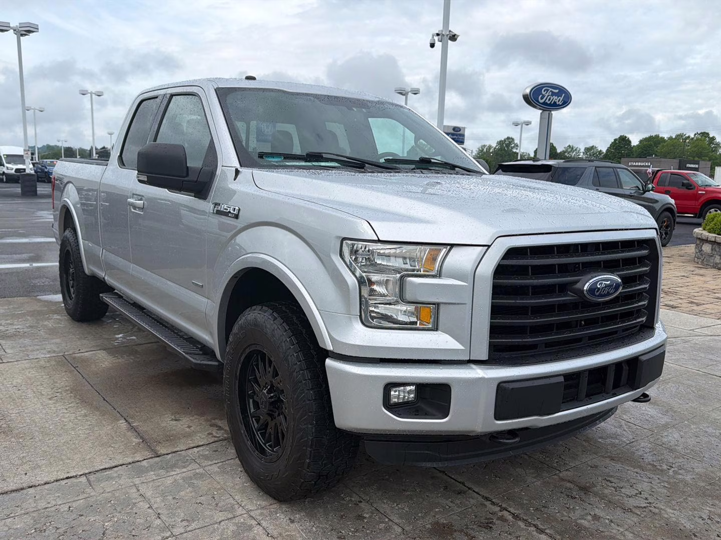 2016 Ingot Silver Metallic Ford F-150 XLT 4X4 Truck