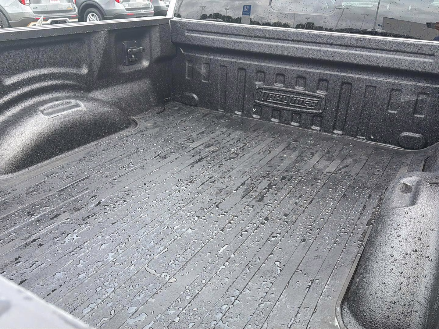 2016 Ingot Silver Metallic Ford F-150 XLT 4X4 Truck
