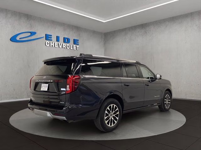 2025 Gray Metallic Ford Expedition Max Platinum 4X4 SUV
