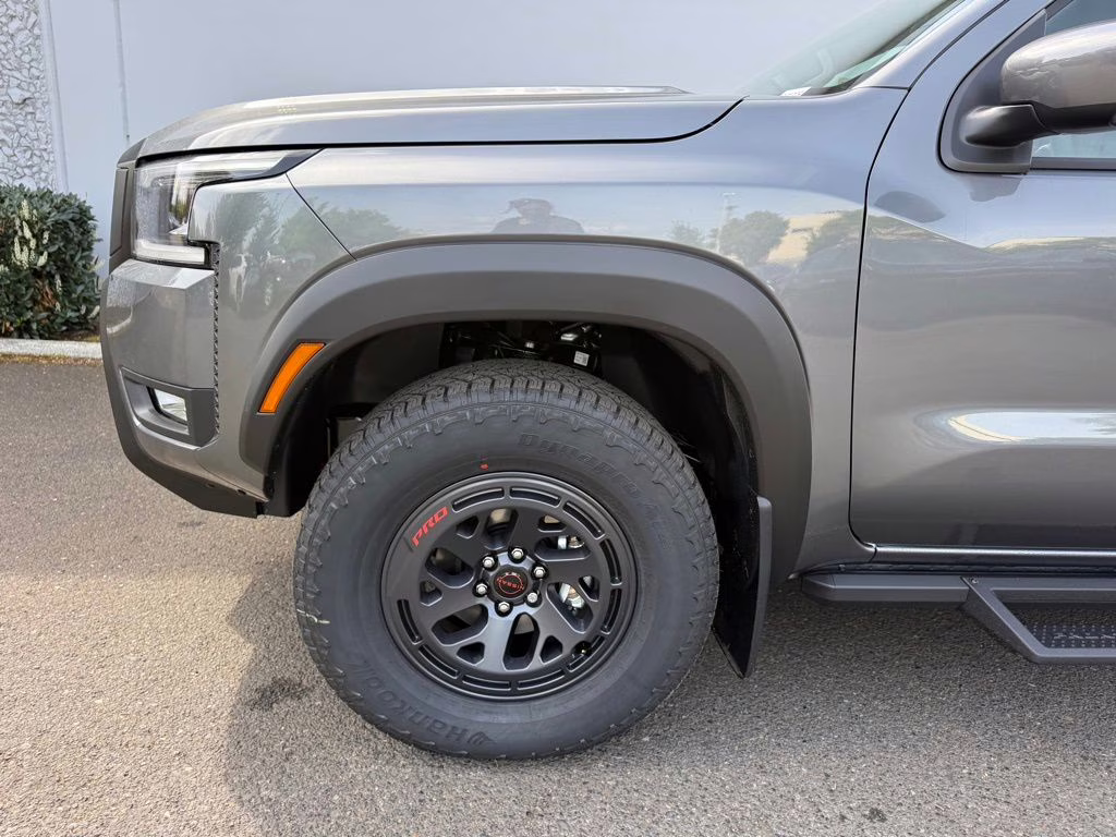 2026 Gun Metallic Nissan Frontier PRO-4X 4X4 Truck