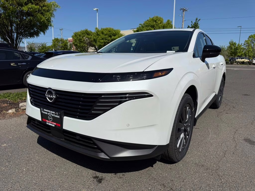 2026 Everest White Pearl Tricoat Nissan Murano SL AWD SUV