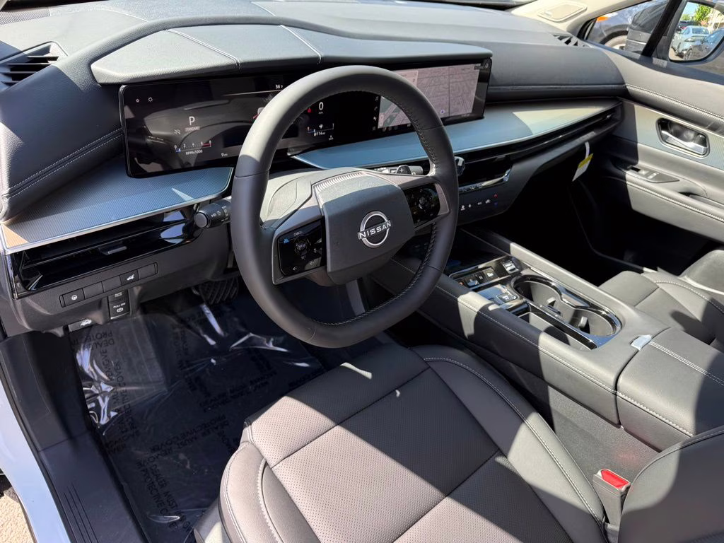 2026 Everest White Pearl Tricoat Nissan Murano SL AWD SUV