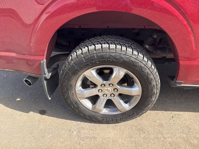 2023 Rapid Red Metallic Tinted Clearcoat Ford F-150 King Ranch 4X4 Truck