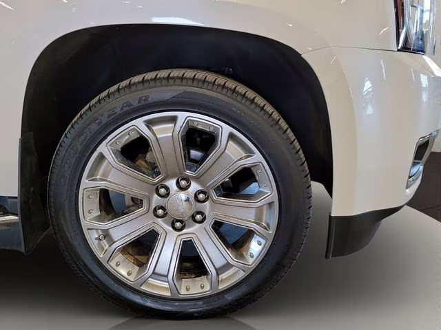 2018 White Frost Tricoat GMC Yukon SLT 4X4 SUV