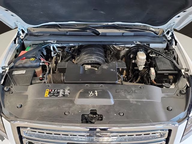 2018 White Frost Tricoat GMC Yukon SLT 4X4 SUV