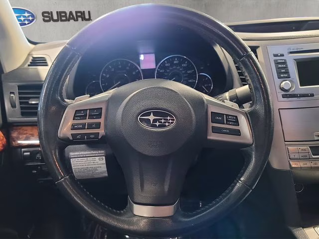 2012 Ice Silver Metallic Subaru Legacy 2.5i AWD Sedan