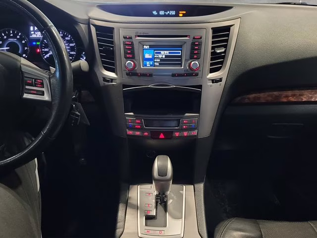 2012 Ice Silver Metallic Subaru Legacy 2.5i AWD Sedan