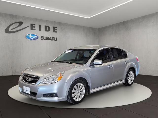 2012 Ice Silver Metallic Subaru Legacy 2.5i AWD Sedan