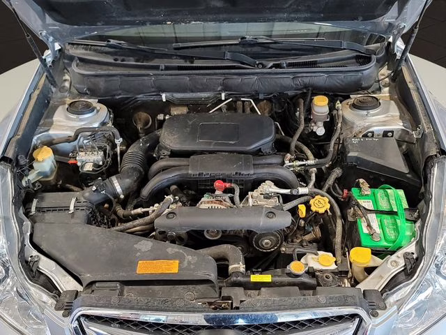 2012 Ice Silver Metallic Subaru Legacy 2.5i AWD Sedan