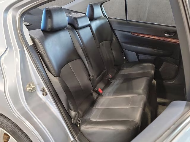 2012 Ice Silver Metallic Subaru Legacy 2.5i AWD Sedan