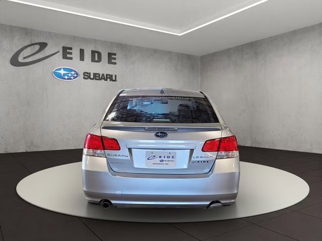 2012 Ice Silver Metallic Subaru Legacy 2.5i AWD Sedan