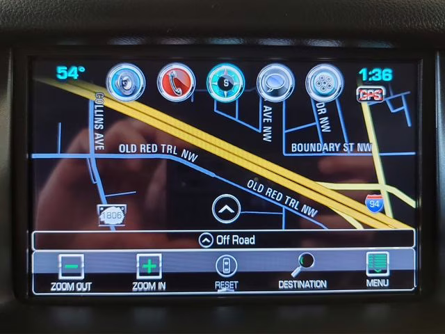 2018 White Frost Tricoat GMC Yukon SLT 4X4 SUV