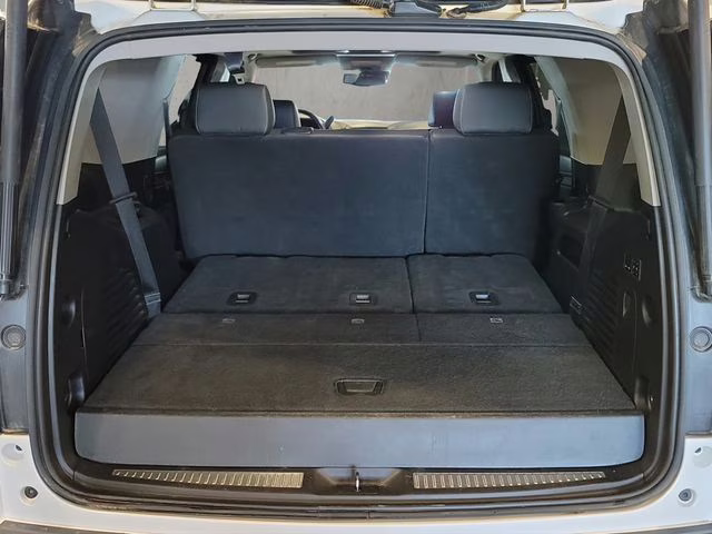 2018 White Frost Tricoat GMC Yukon SLT 4X4 SUV