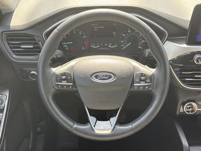 2022 Blue Metallic Ford Escape SE FWD SUV