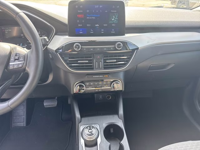 2022 Blue Metallic Ford Escape SE FWD SUV