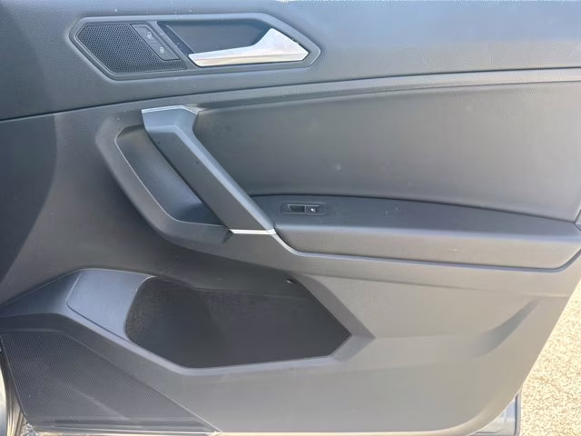 2020 Platinum Gray Metallic Volkswagen Tiguan SE R-Line Black AWD SUV