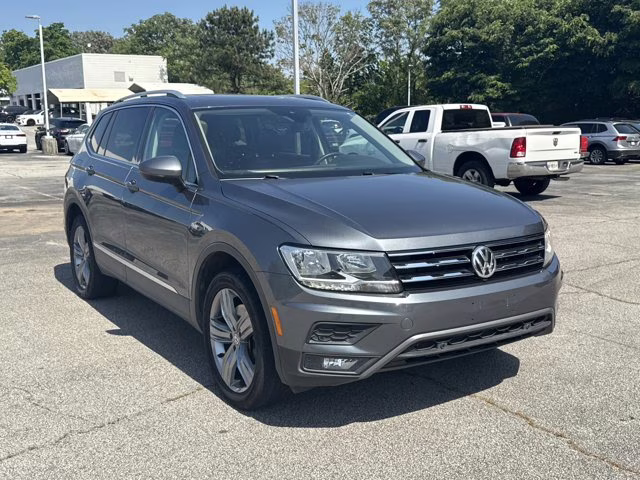 2020 Platinum Gray Metallic Volkswagen Tiguan SE R-Line Black AWD SUV