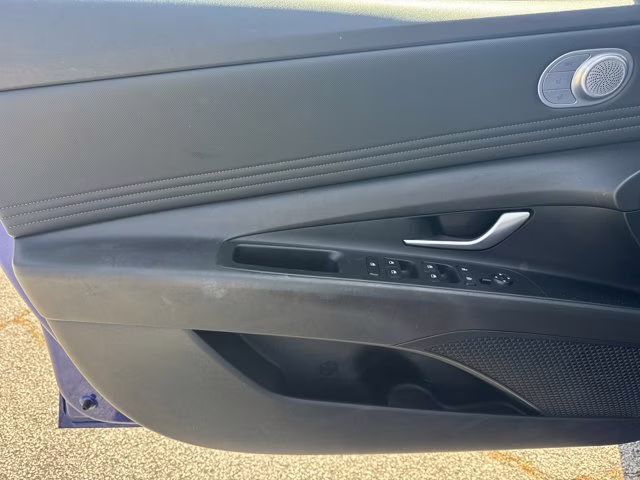 2023 Intense Blue Hyundai Elantra Hybrid Limited FWD Sedan
