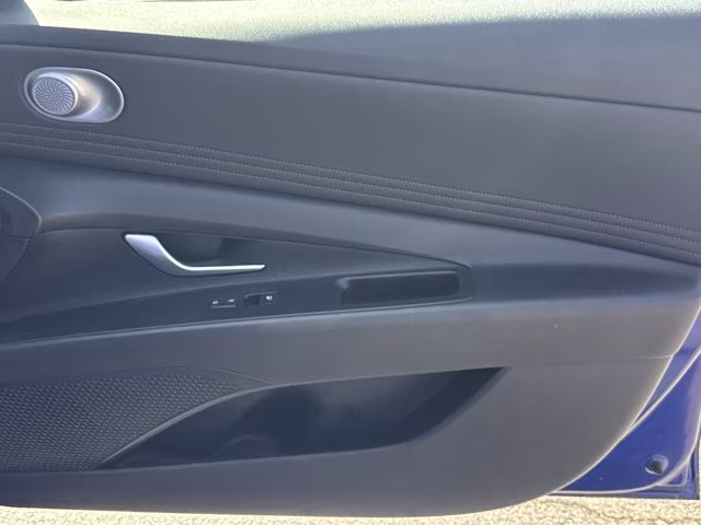 2023 Intense Blue Hyundai Elantra Hybrid Limited FWD Sedan