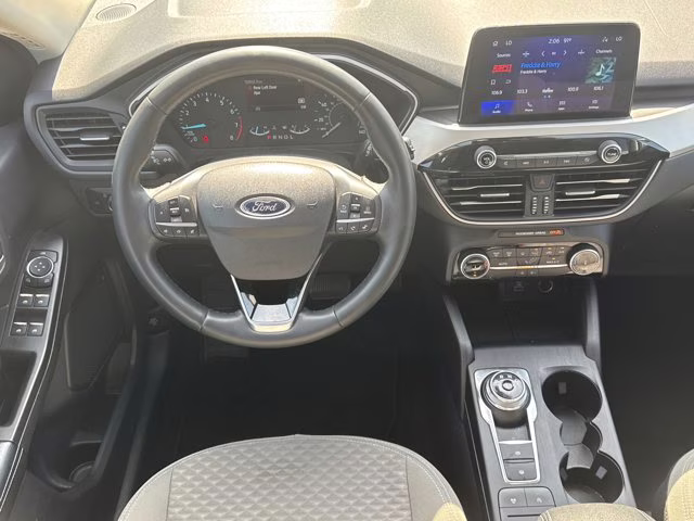 2022 Blue Metallic Ford Escape SE FWD SUV